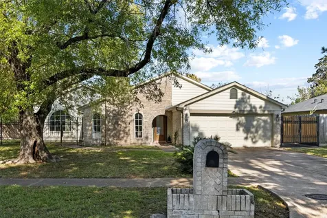 6830 Deer Ridge Lane Houston TX 77086-2110