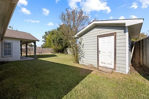 6830 Deer Ridge Lane Houston TX 77086-2110