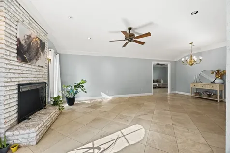 6830 Deer Ridge Lane Houston TX 77086-2110