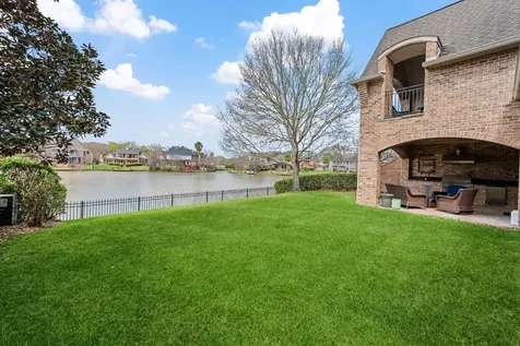 15426 Oyster Creek Lane Sugar Land TX 77478