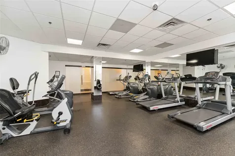 3525 Sage Road 1213 Houston TX 77056