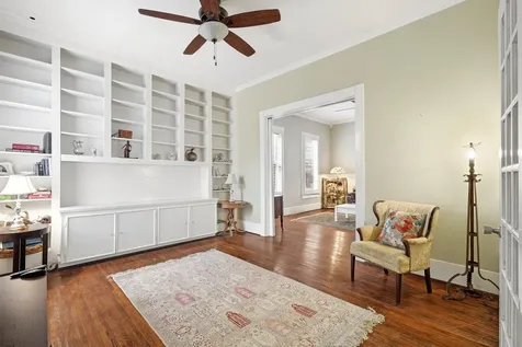 220 Marshall Street Houston TX 77006