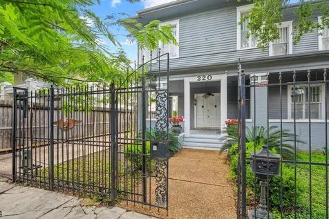 220 Marshall Street Houston TX 77006