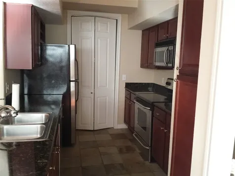 7575 Kirby Drive 2403 Houston TX 77030