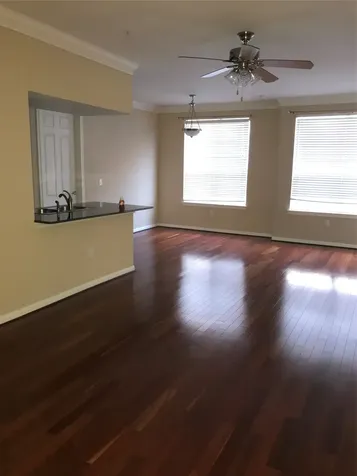 7575 Kirby Drive 2403 Houston TX 77030