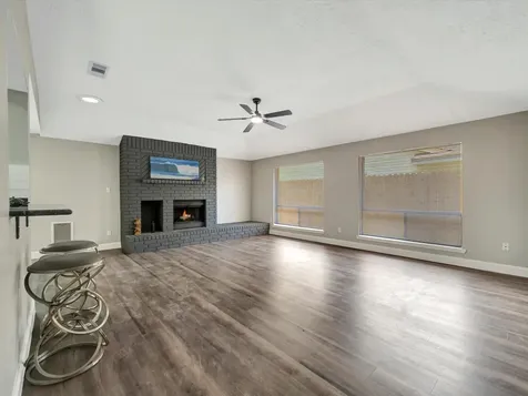 315 Knoll Forest Drive League City TX 77573