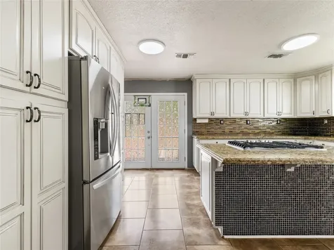 496 James Street Clute TX 77531