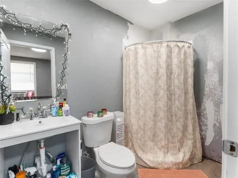 496 James Street Clute TX 77531