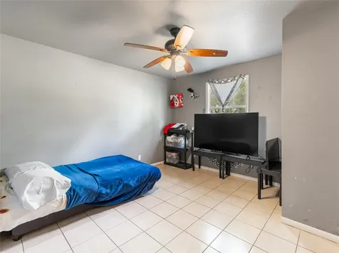 496 James Street Clute TX 77531