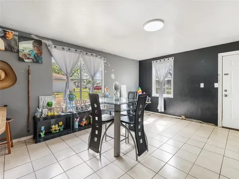 496 James Street Clute TX 77531
