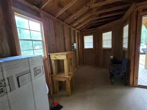 175 Cloverdale Livingston TX 77351