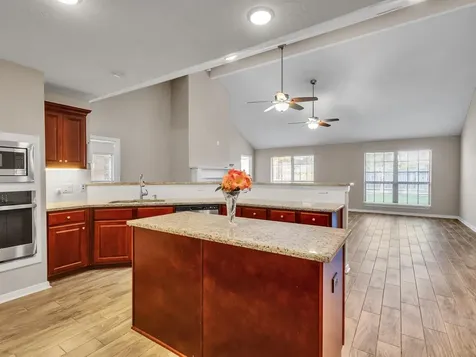 6827 Davy Crockett Drive Manvel TX 77578