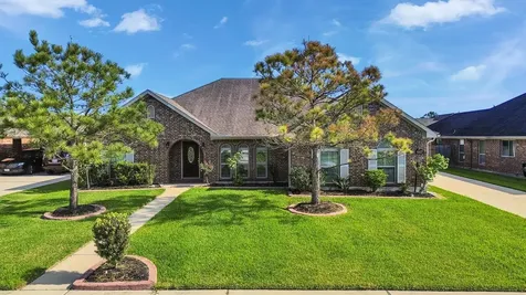 6827 Davy Crockett Drive Manvel TX 77578