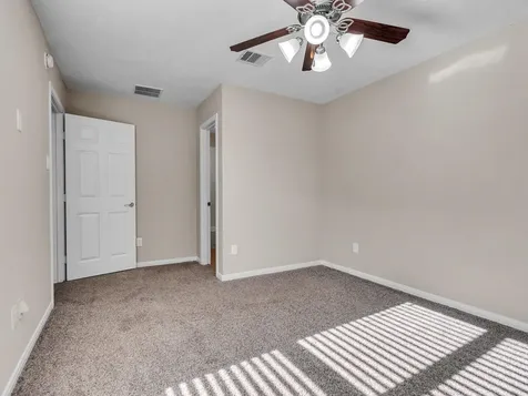 6827 Davy Crockett Drive Manvel TX 77578