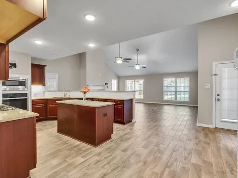 6827 Davy Crockett Drive Manvel TX 77578