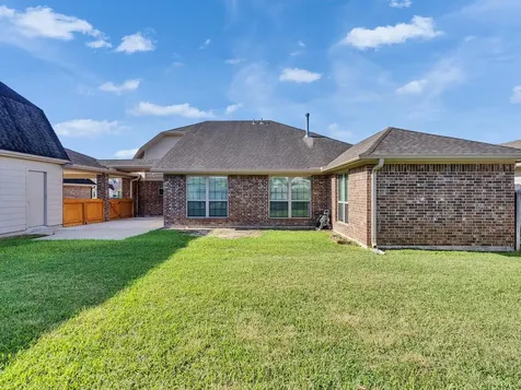 6827 Davy Crockett Drive Manvel TX 77578