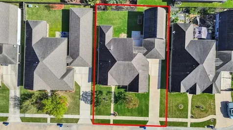 6827 Davy Crockett Drive Manvel TX 77578
