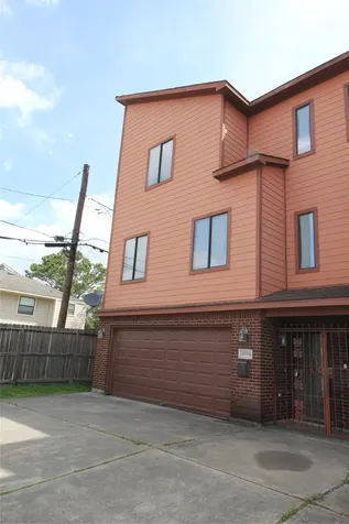 4709 Scott Street B Houston TX 77004