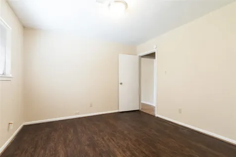 3823 Heatherbrook Drive Houston TX 77045