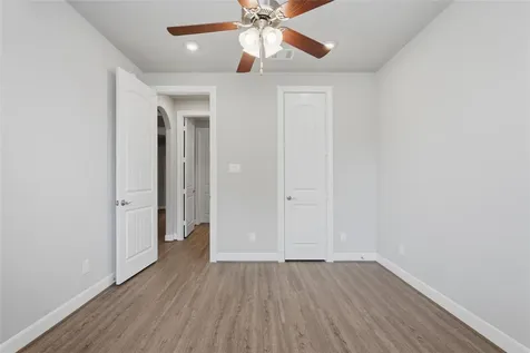 5757 Lakeside Villas Court Conroe TX 77304