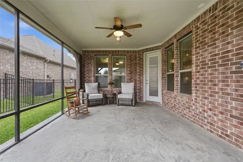5757 Lakeside Villas Court Conroe TX 77304