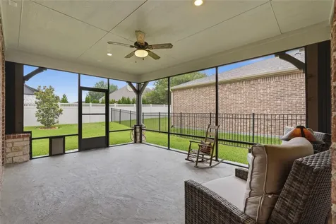 5757 Lakeside Villas Court Conroe TX 77304