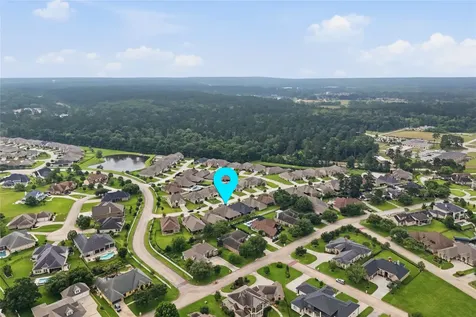 5757 Lakeside Villas Court Conroe TX 77304