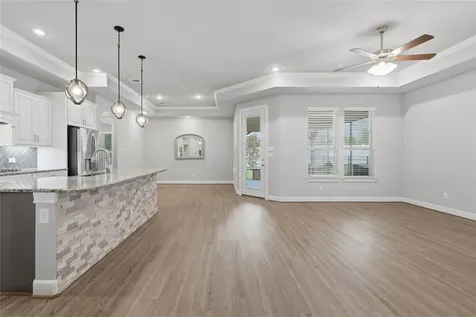 5757 Lakeside Villas Court Conroe TX 77304