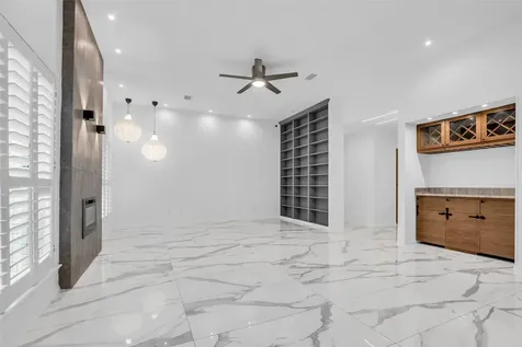 41 Hickory Oak Drive The Woodlands TX 77381