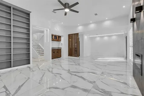 41 Hickory Oak Drive The Woodlands TX 77381