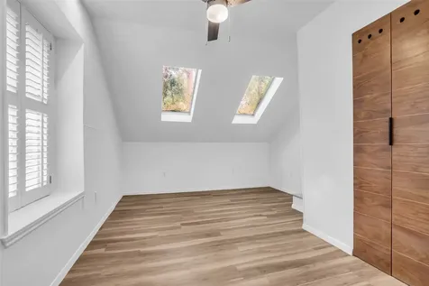 41 Hickory Oak Drive The Woodlands TX 77381