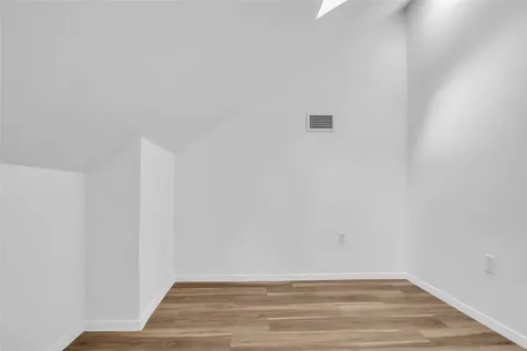 41 Hickory Oak Drive The Woodlands TX 77381