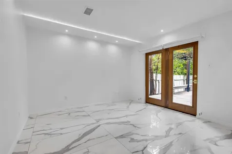 41 Hickory Oak Drive The Woodlands TX 77381