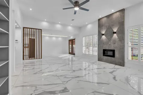 41 Hickory Oak Drive The Woodlands TX 77381