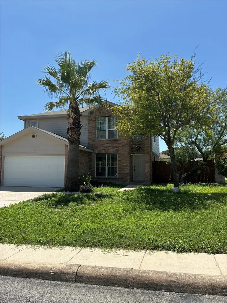 1339 Diamond Bluff San Antonio TX 78251
