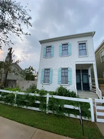 2121 Avenue K Down Galveston TX 77550