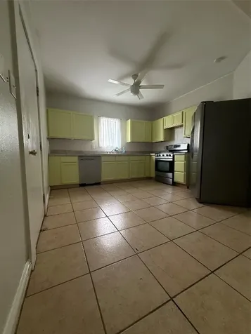 2121 Avenue K Down Galveston TX 77550