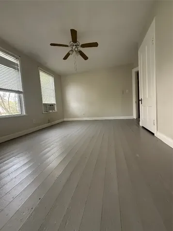 2121 Avenue K Down Galveston TX 77550