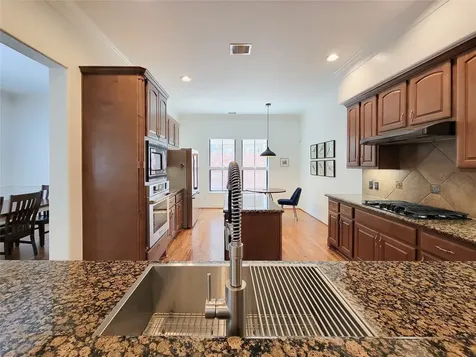 3002 Royal Oaks Crest Houston TX 77082