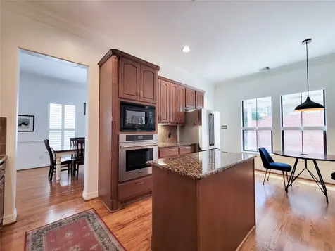 3002 Royal Oaks Crest Houston TX 77082