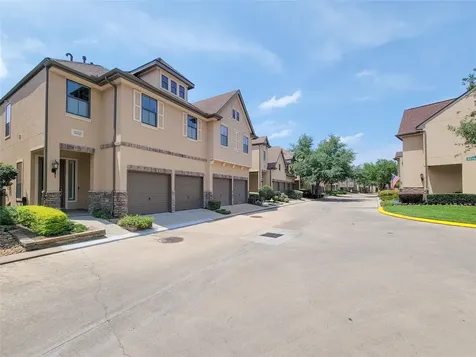 3002 Royal Oaks Crest Houston TX 77082
