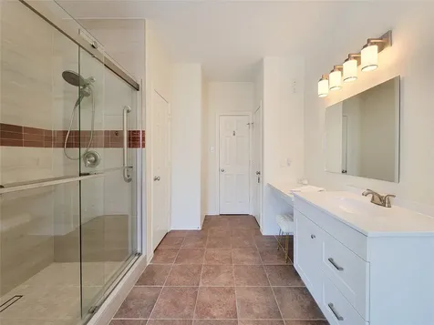 3002 Royal Oaks Crest Houston TX 77082