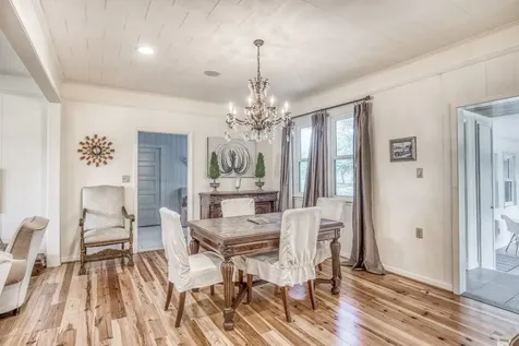1524 Highway 159 W Bellville TX 77418