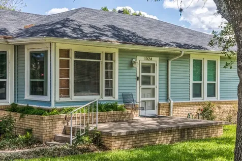 1524 Highway 159 W Bellville TX 77418
