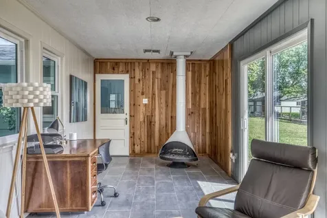 1524 Highway 159 W Bellville TX 77418