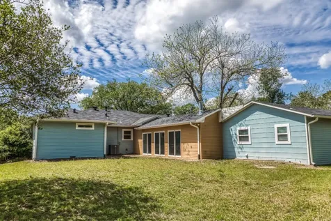 1524 Highway 159 W Bellville TX 77418
