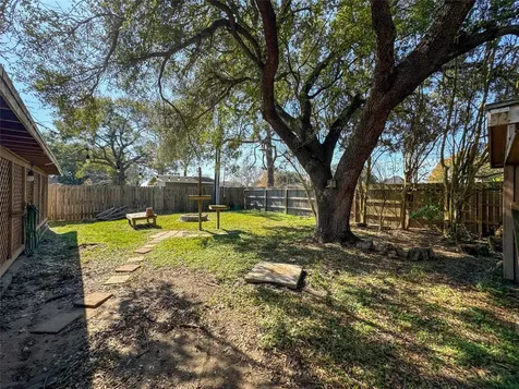 4330 Glen Avon Drive Pasadena TX 77505