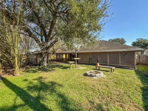 4330 Glen Avon Drive Pasadena TX 77505