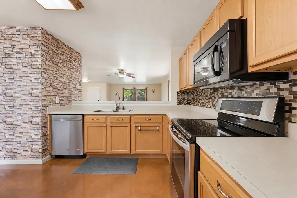 7826 Mustang Canyon San Antonio TX 78244