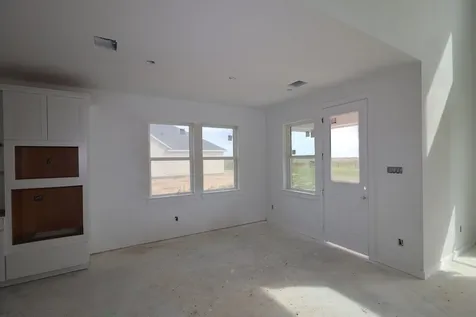 217 Dunovant Drive Sealy TX 77474